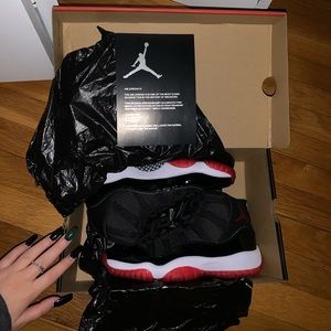 Bred 11s retro Jordan